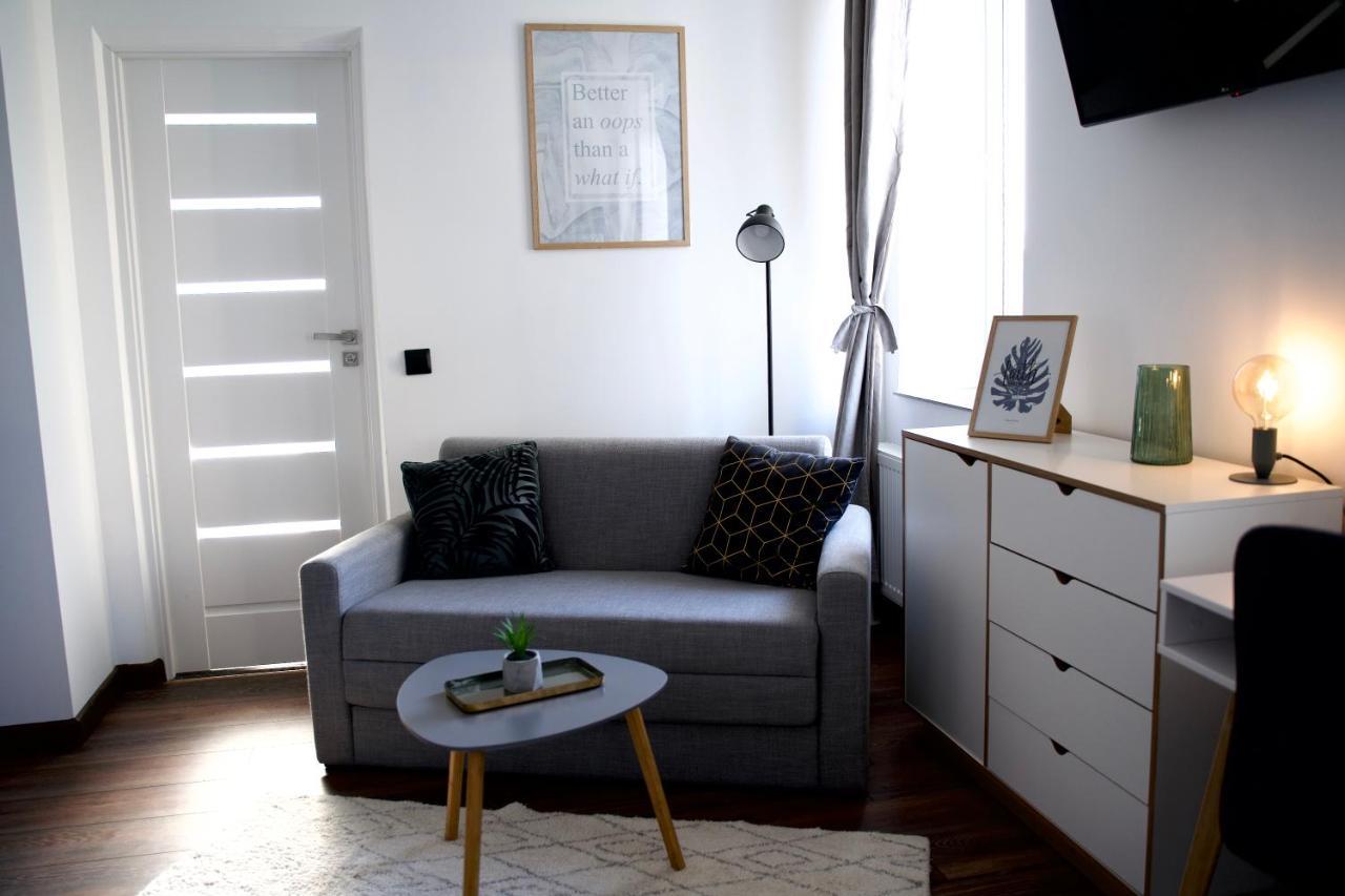 Style Hotel Ungheni Targ Extérieur photo