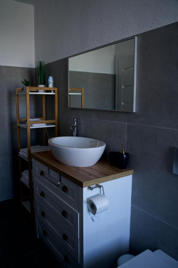 Style Hotel Ungheni Targ Extérieur photo